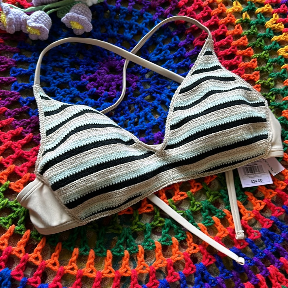 Wild Fable crotcheted adjustable back swim top - Picture 2 of 13